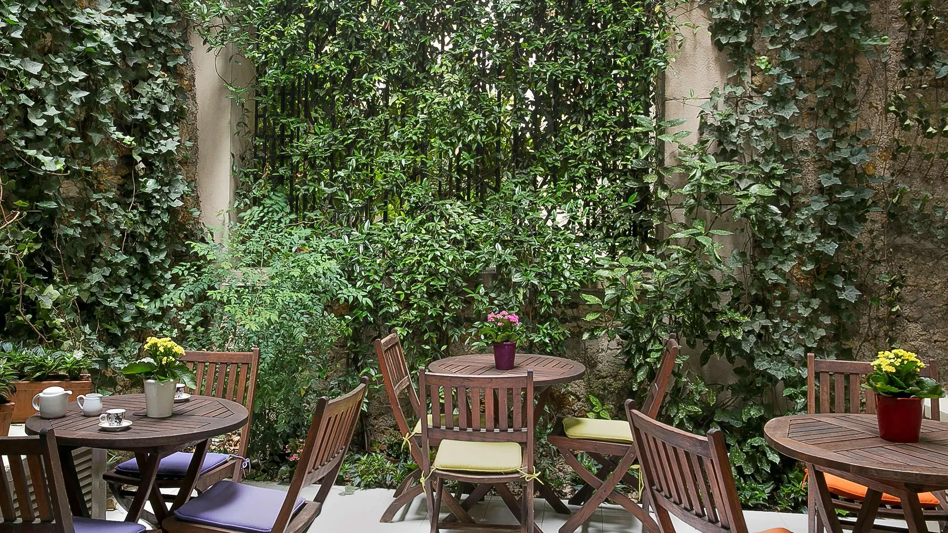 *** Hotell Best Western Au Trocadero Paris Frankrike